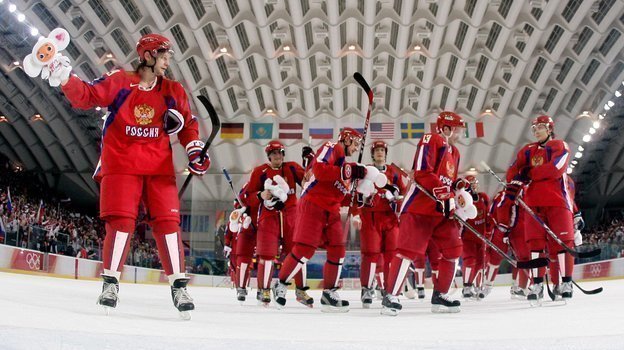 Сборная России празднует победу над Канадой. Фото Reuters Сборная России празднует победу над Канадой. Фото Reuters