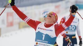 Большунов разорвал пятерых норвежских «рюкзаков». И он наконец чемпион!