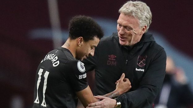 Полузащитник «Вест Хэма» Джесси Лингард и главный тренер команды Дэвид Мойес. Фото twitter.com/WestHam Полузащитник «Вест Хэма» Джесси Лингард и главный тренер команды Дэвид Мойес. Фото twitter.com/WestHam