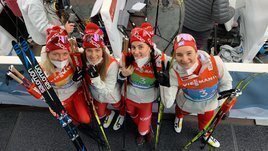 «На медальную церемонию придем со своей колонкой». Россиянки зажгли после серебра в эстафете