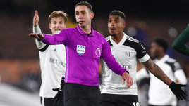 Вчера — скандал, сегодня — изменения в правилах. Как теперь будут судить игру рукой в атаке