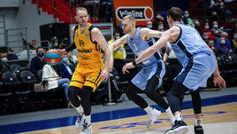 Прерванная серия: «Химки» обыграли «Зенит» без Шведа