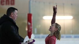 Сменила страну и тренировалась с Медведевой. Кто такая москвичка Куракова, дебютирующая за Польшу на ЧМ