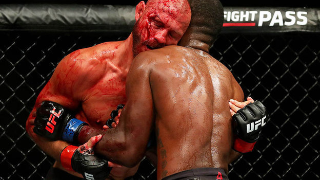 Леон Эдвардс и Дональд Серроне. Леон Эдвардс и Дональд Серроне.