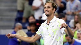 Медведев взял титул в Марселе. Теперь он вторая ракетка мира