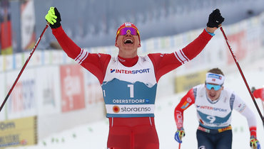 Александр Большунов.