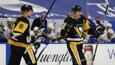 Евгений Малкин (№71).