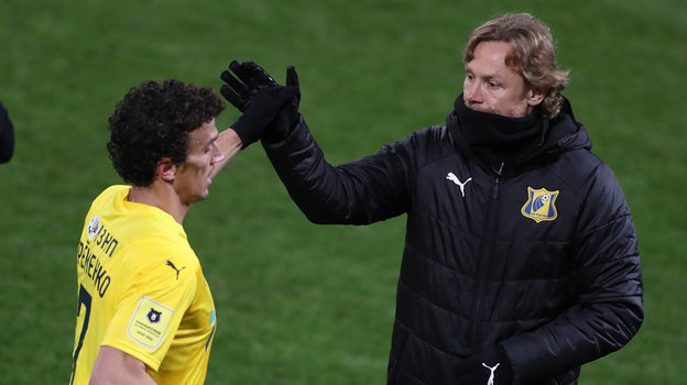 Роман Еременко и Валерий Карпин. Фото Александр Федоров, «СЭ» / Canon EOS-1D X Mark II Роман Еременко и Валерий Карпин. Фото Александр Федоров, «СЭ» / Canon EOS-1D X Mark II