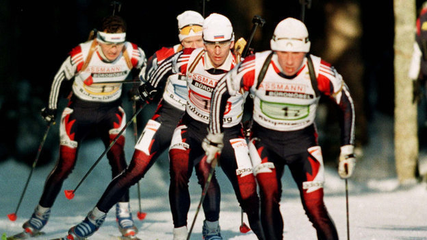1996 год. Рупольдинг (Германия). Эдуард Рябов (слева), Сергей Ройков (2-й слева), Сергей Тарасов (2-й справа) и Павел Муслимов. Фото Reuters 1996 год. Рупольдинг (Германия). Эдуард Рябов (слева), Сергей Ройков (2-й слева), Сергей Тарасов (2-й справа) и Павел Муслимов. Фото Reuters