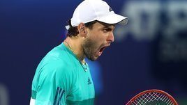 «Мы и так всю жизнь шутим, что Аслан своими икрами должен «душить» всех»