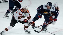 «Магнитка» разнесла «Авангард» дома! Забил даже юниор, а Ковальчук запомнился удалением и привозом