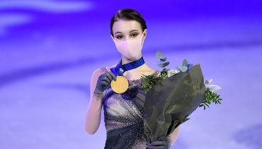 26 марта. Стокгольм. Анна Щербакова с золотой медалью чемпионата мира по фигурному катанию.