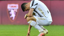 Криштиану Роналду спас дерби для «Ювентуса», Неймар нарвался на скандальное удаление, «Челси» унизили на своем поле