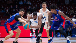 «Зенит» выигрывает регулярный сезон, Паскуаль вновь обыгрывает Итудиса