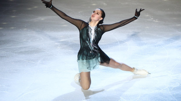 Алина Загитова на шоу Этери Тутберидзе в Москве. Фото Дарья Исаева, «СЭ» / Canon EOS-1D X Mark II Алина Загитова на шоу Этери Тутберидзе в Москве. Фото Дарья Исаева, «СЭ» / Canon EOS-1D X Mark II