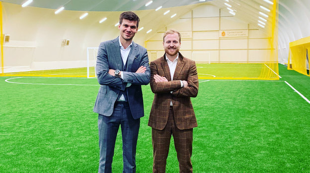 Том Сауэр. Том Сауэр.