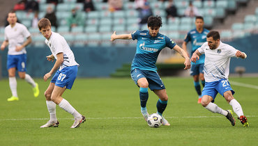 11 апреля. Сочи. «Сочи» — «Зенит» — 1:2. С мячом автор дубля Сердар Азмун.