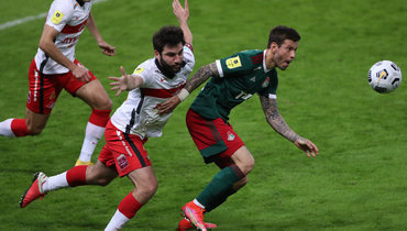 11 апреля. Москва. «Локомотив» — «Спартак» — 2:0.