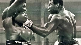 Залез на машину и прыгнул на Бербика. Безумный поступок великого Ларри Холмса