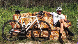 Армстронг — величайший обманщик в истории спорта? Скандального американца обвиняют в использовании мотора