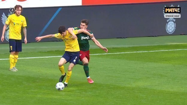 Эпизод матча 26-го тура РПЛ «Локомотив» — «Ростов» — 4:1. Эпизод матча 26-го тура РПЛ «Локомотив» — «Ростов» — 4:1.