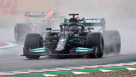 Боттас спас Хэмилтона от провала. Льюис чудом остался лидером чемпионата