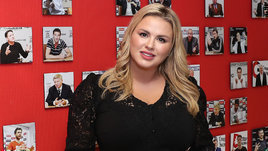 «Быстрову надо посмотреть на свою жизнь, а не на мою грудь». Огонь от Анны Семенович