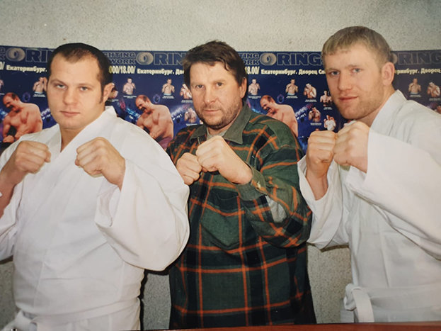 Федор Емельяненко, Николай Зуев, Сергей Харитонов (слева направо). Фото из личного архива Николая Зуева Федор Емельяненко, Николай Зуев, Сергей Харитонов (слева направо). Фото из личного архива Николая Зуева