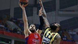 ЦСКА остановил Де Коло. Серия началась с победы над «Фенером»