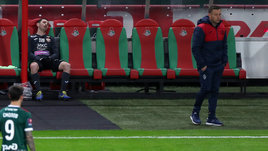 Дзагоев сорвался на скамейке после замены в матче с «Локо». Кого изображал Алан?