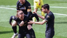 Гризманн сделал «Барселону» теневым лидером. В Шотландии вратарь пошел в атаку и шокировал Джеррарда