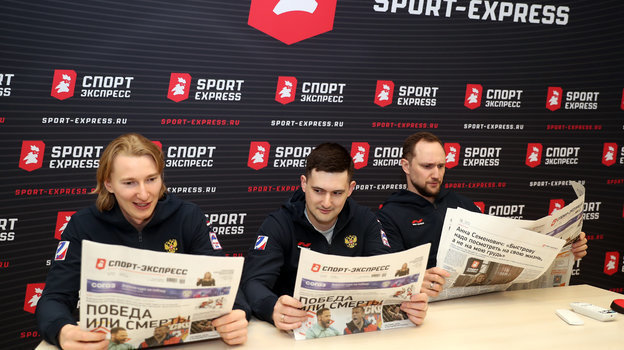 Сергей Глухов, Александр Козырев и Антон Калалб. Фото Федор Успенский, «СЭ» / Canon EOS-1D X Mark II Сергей Глухов, Александр Козырев и Антон Калалб. Фото Федор Успенский, «СЭ» / Canon EOS-1D X Mark II