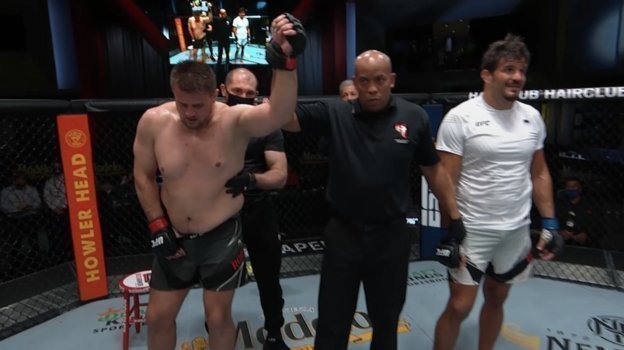 Скриншот боя Романов - Эспино. Скриншот боя Романов - Эспино.