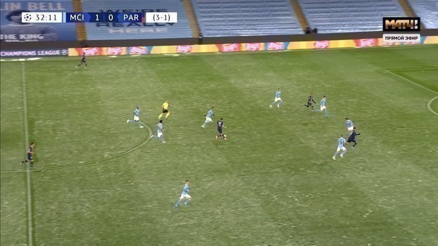 Эпизод матча 1/2 финала Лиги чемпионов «Манчестер Сити» — «ПСЖ». Эпизод матча 1/2 финала Лиги чемпионов «Манчестер Сити» — «ПСЖ».