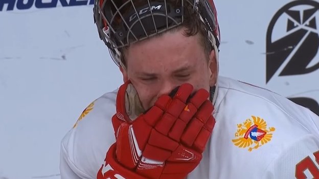 7 мая. Фриско. Канада U18 — Россия U18 — 5:3. Хоккеисты сборной России плакали после поражения. Фото ИИХФ 7 мая. Фриско. Канада U18 — Россия U18 — 5:3. Хоккеисты сборной России плакали после поражения. Фото ИИХФ