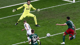 Эмоции Кубка — слезы Якубы, который организовал гол и спас «Крылья» от дубля Камано