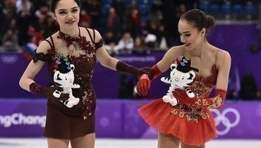 Евгения Медведева и Алина Загитова.