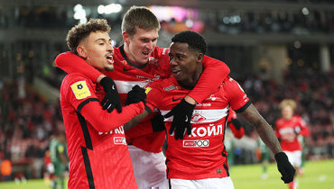 Джордан Ларссон, Александр Соболев и Квинси Промес.