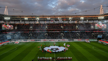 Общий вид «РЖД Арены» перед матчем.