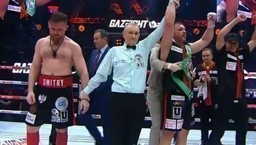 21 мая. Евгений Романов и Дмитрий Кудряшов после боя.