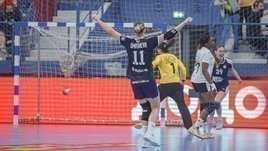 ЦСКА низложил чемпионок на их площадке. У армейских девушек — золото