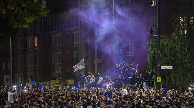 Как фанаты «Челси» отпраздновали победу в Лиге чемпионов. Фото AFP Как фанаты «Челси» отпраздновали победу в Лиге чемпионов. Фото AFP