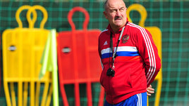 «Станиславский говорил — верю или нет. Мне бы хотелось, чтобы мои футболисты мне поверили». Черчесов — перед матчем с Польшей