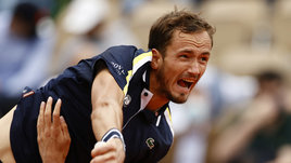 Медведев выигрывает на «Ролан Гаррос» третий матч подряд. Россиянин поверил в себя на грунте?