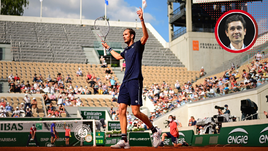 «Медведев и Циципас сыграют затяжной и упорный матч». Куницын — об успехах россиян на «Ролан Гаррос»