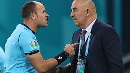 Бельгия — Россия: судья засчитал гол Лукаку и не удалил Мертенса. Он прав?