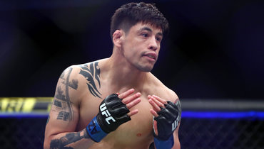 Брендон Морено.