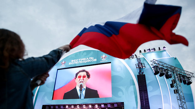 Фан-зона Евро-2020 в Москве. Фото Дарья Исаева, «СЭ» / Canon EOS-1D X Mark II Фан-зона Евро-2020 в Москве. Фото Дарья Исаева, «СЭ» / Canon EOS-1D X Mark II