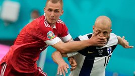 Маккели не удалил Баринова. Сборной России повезло с судьей?