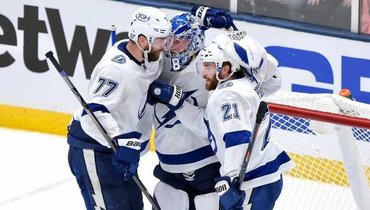 Судьи помогли «Тампе» выйти вперед в серии. Они наказали «Айлендерс» за минимальный контакт с Кучеровым